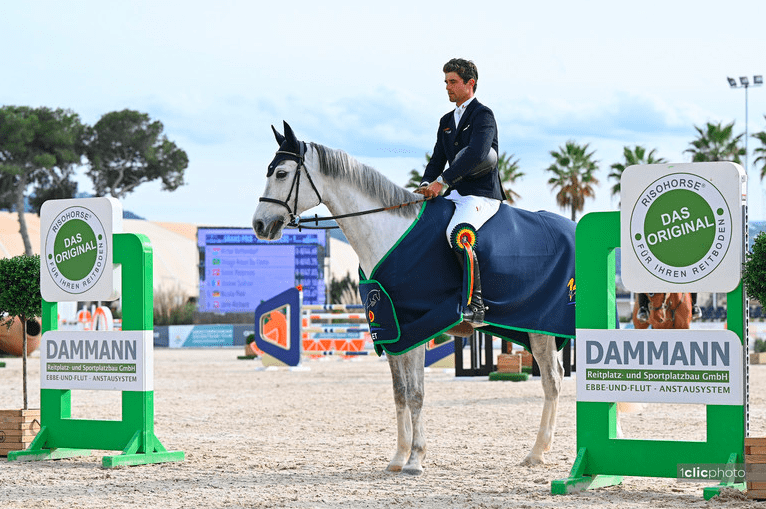 维克托·贝滕多夫赢得地中海马术巡回赛二星级1.45米大奖赛