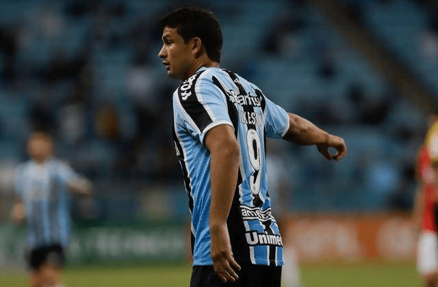 前广州国脚向奥斯卡自曝，曾强制戒酒，广州“暴脾气”队长曝光